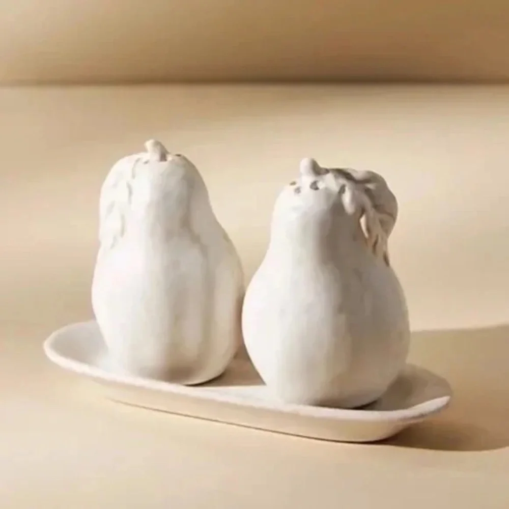 NWT Anthropologie Pear Salt And Pepper Shakers